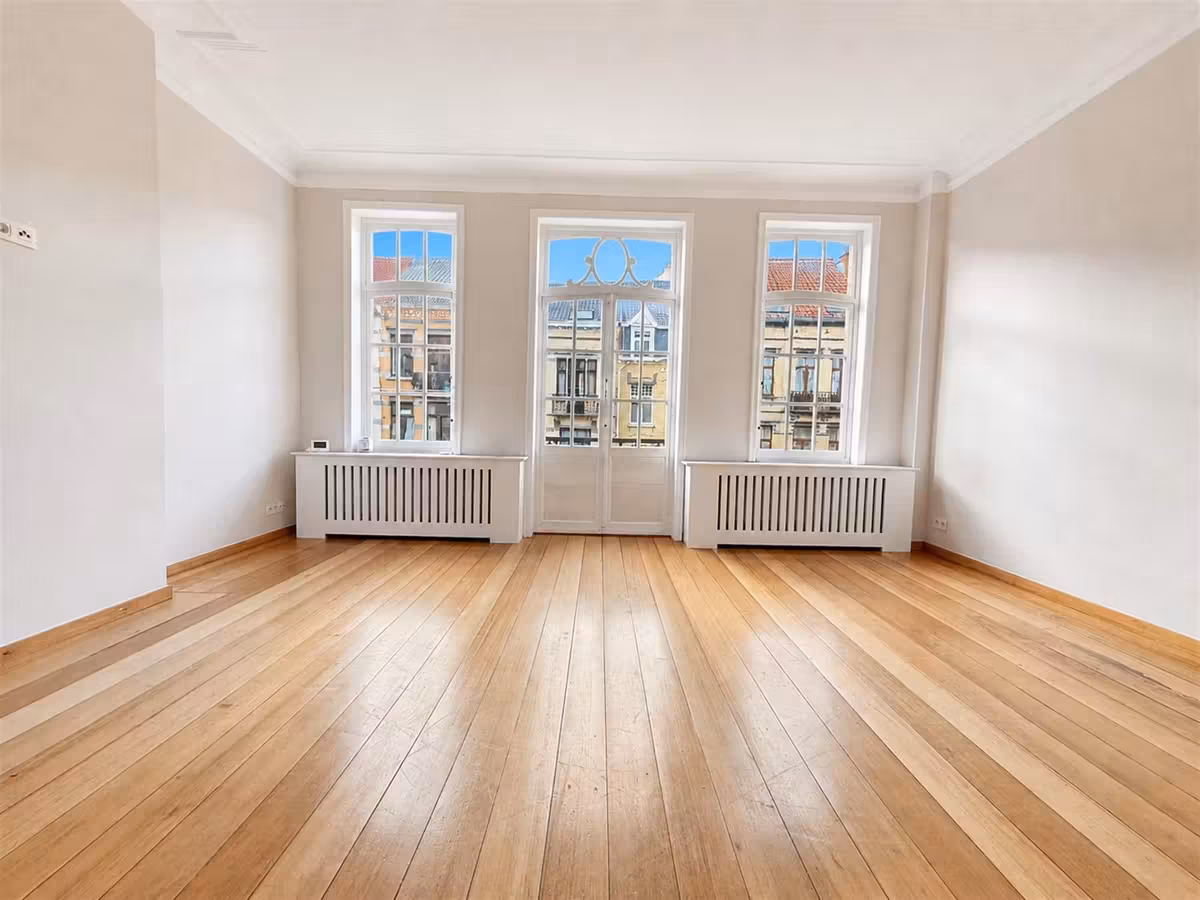 Renovated 2-bedroom duplex in La Chasse - 8