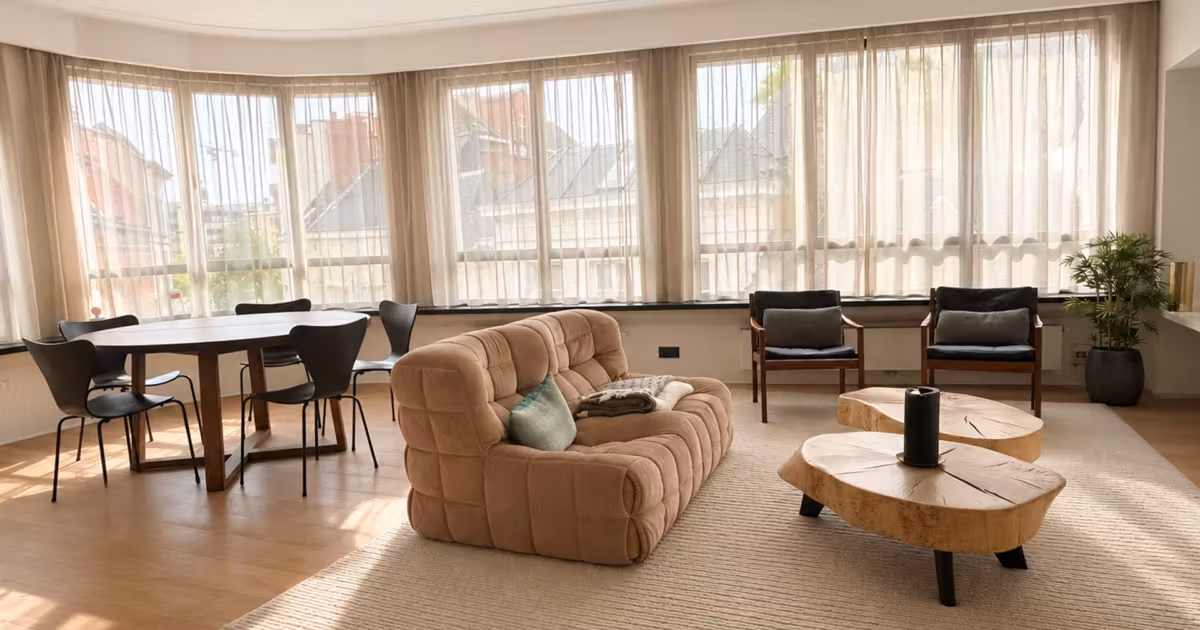 Gemeubeld appartement met 2 slaapkamers aan de Melkmarkt