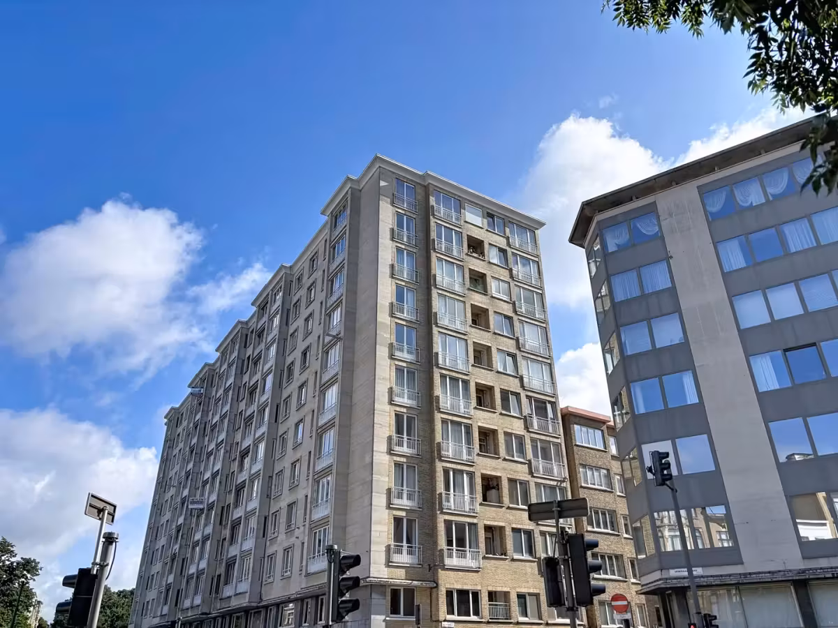 Appartement avec terrasse au 10e étage