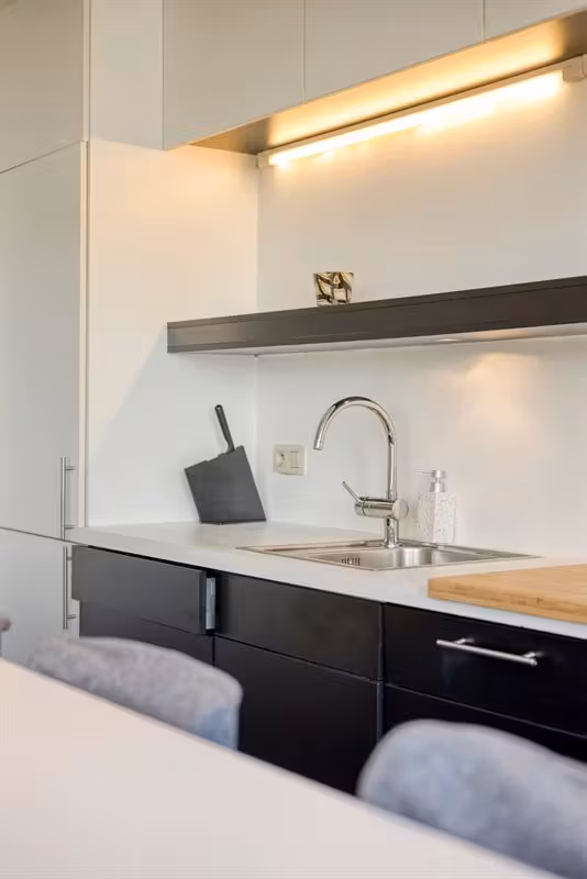 Top gelegen, volledig gemeubeld 2-slaapkamerappartement op de Keyserlei Meir - 9