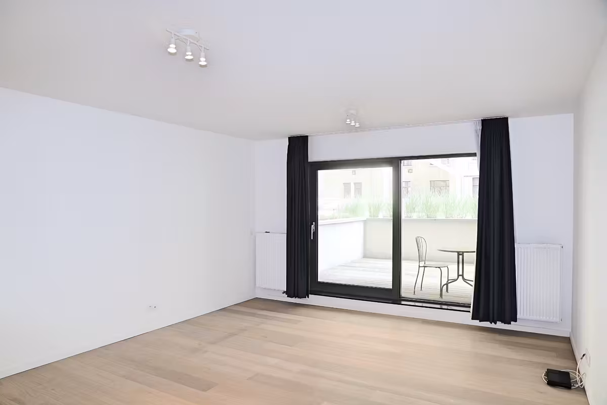 One-bedroom apartment in central Brussels - 6