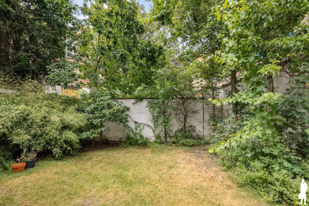 Karaktervolle herenwoning met tuin in Antwerpen - 13