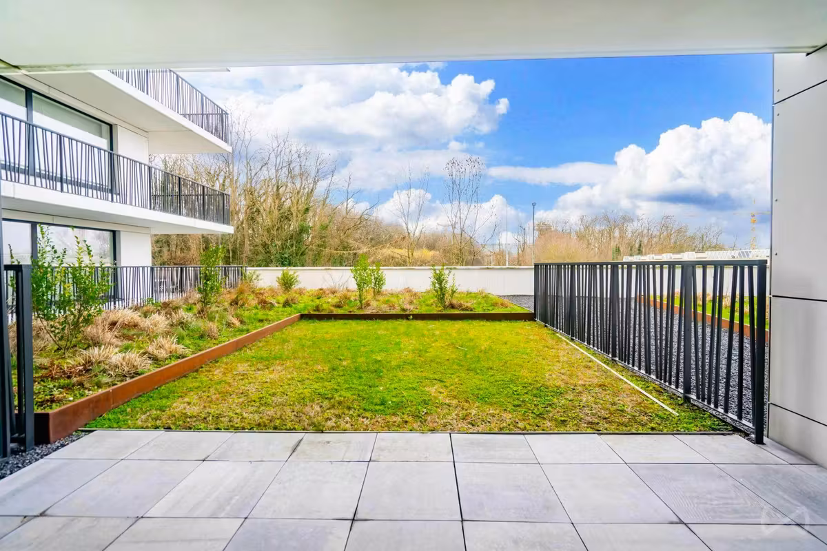 One-bedroom apartment in Schaerbeek - 10