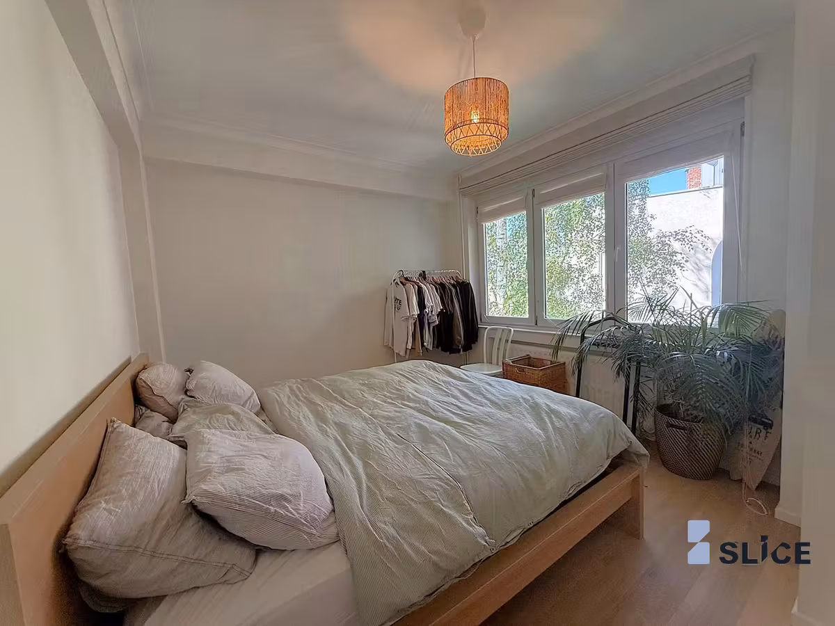 Renovated 2-bedroom apartment in Woluwe-Saint-Lambert - 10