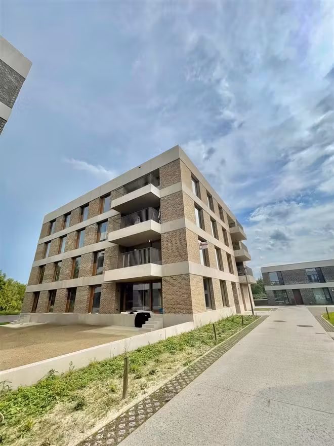 New-build apartment with 2 bedrooms and terrace in prime location - 3