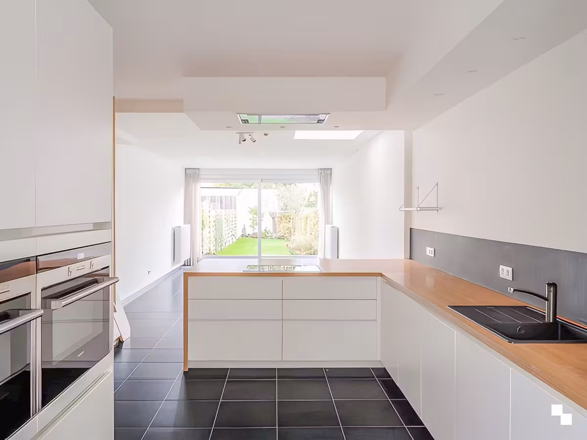 Gerenoveerde rijwoning met 3 slaapkamers - 3