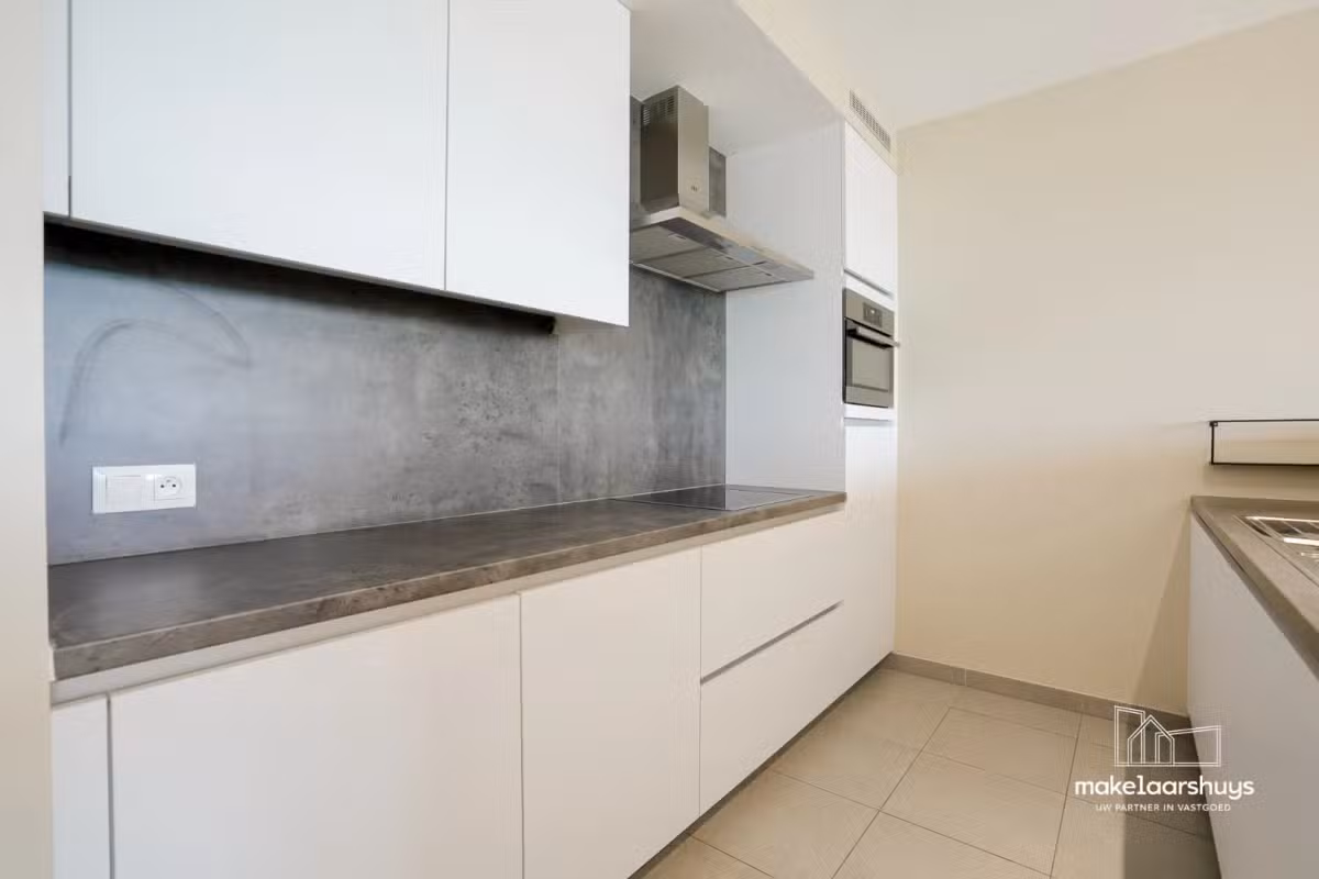 Appartement moderne avec 2 chambres à coucher et terrasse - 11