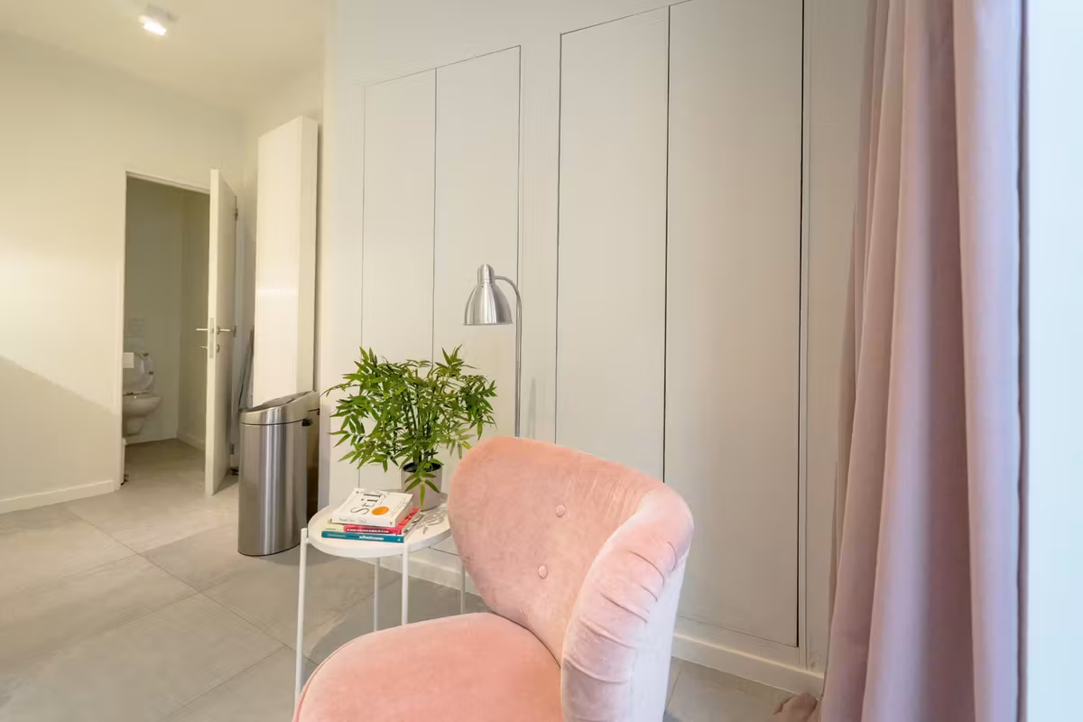 Ruime woning met bureel op gelijkvloers en 4 terrassen in hartje Gent - 16