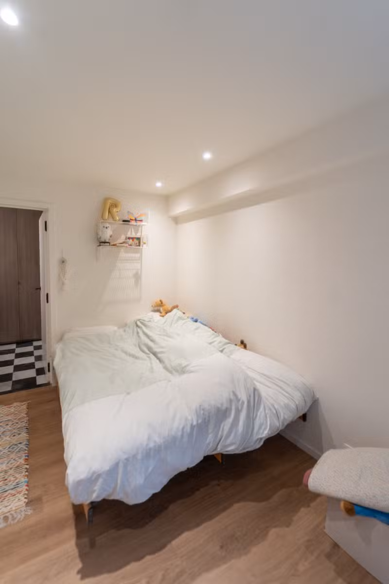 Grand appartement de 3 chambres à coucher près de la Coupure - 11