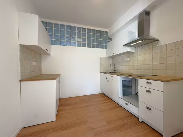 APPARTEMENT - TE HUUR - 1030 SCHAARBEEK - 3