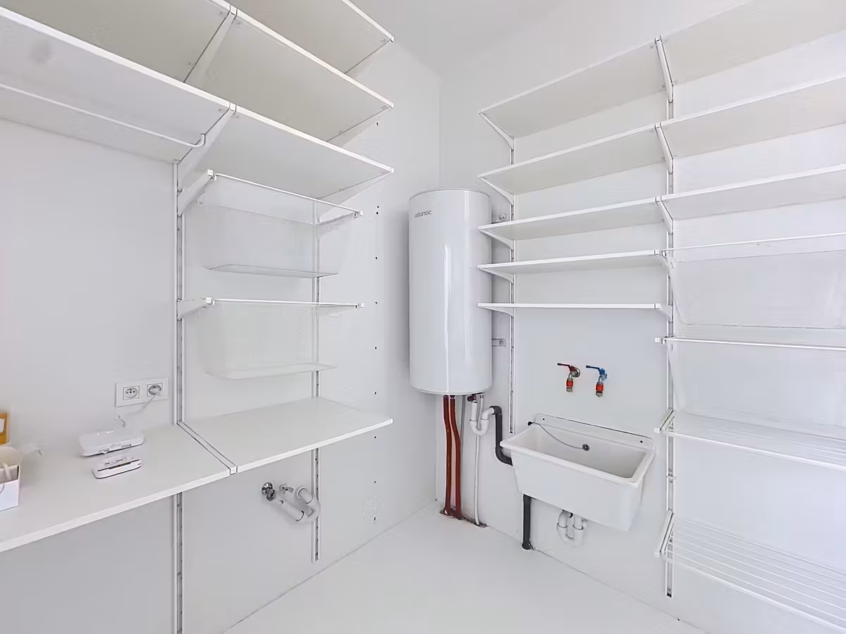 Unique two-bedroom apartment in Brussels - 14