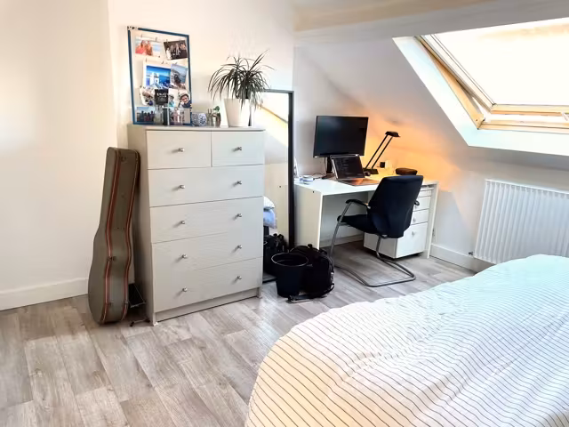 Charmant appartement in Etterbeek met mezzanine - 4