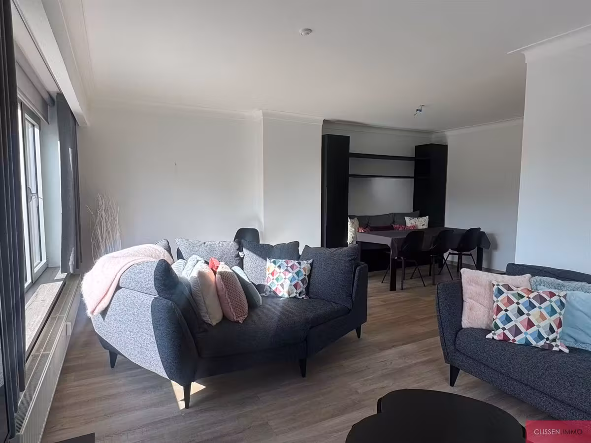 Renovated corner apartment with terrace in Deurne - 9