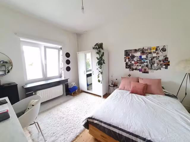 HUIS - TE HUUR - 1180 UKKEL - € 3.500 - 11