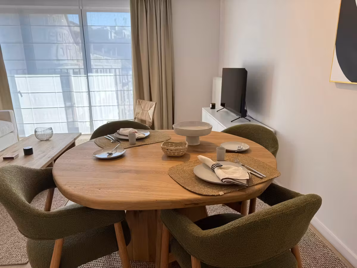 Furnished new apartment near Madou - 8