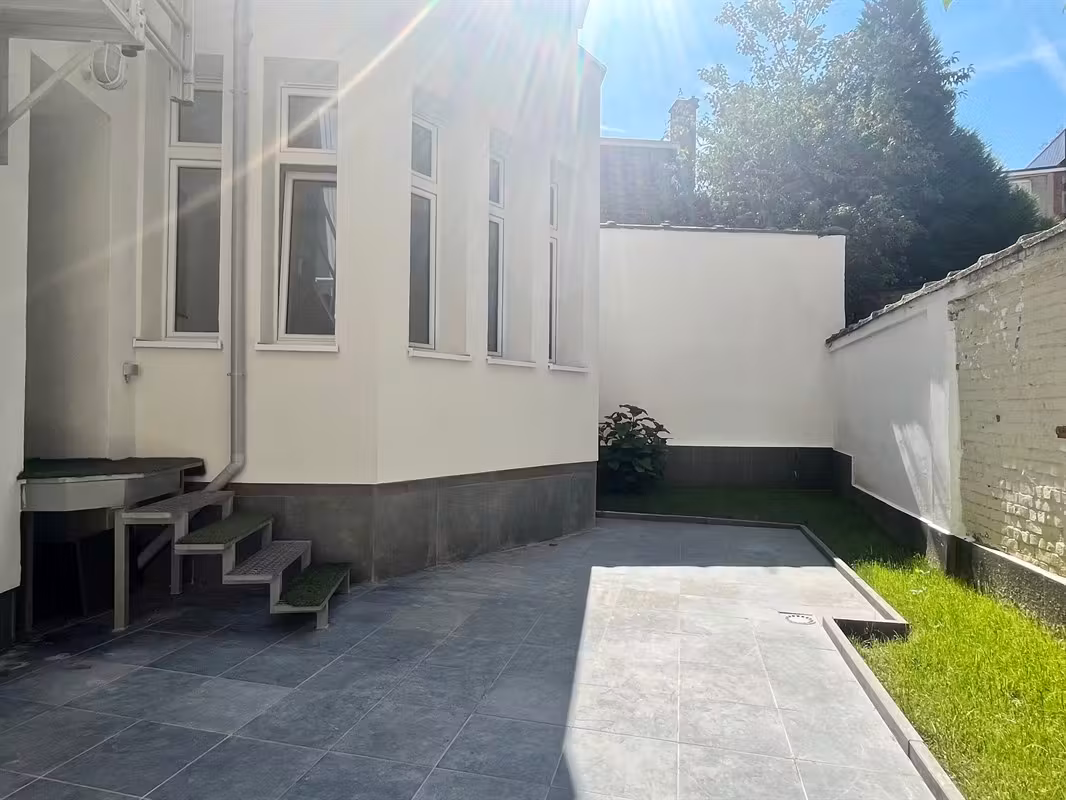 Appartement de plain-pied avec grand jardin urbain - 2