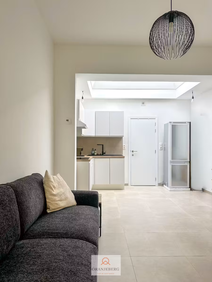 Gemeubelde en gerenoveerde rijwoning nabij centrum Ledeberg - 13