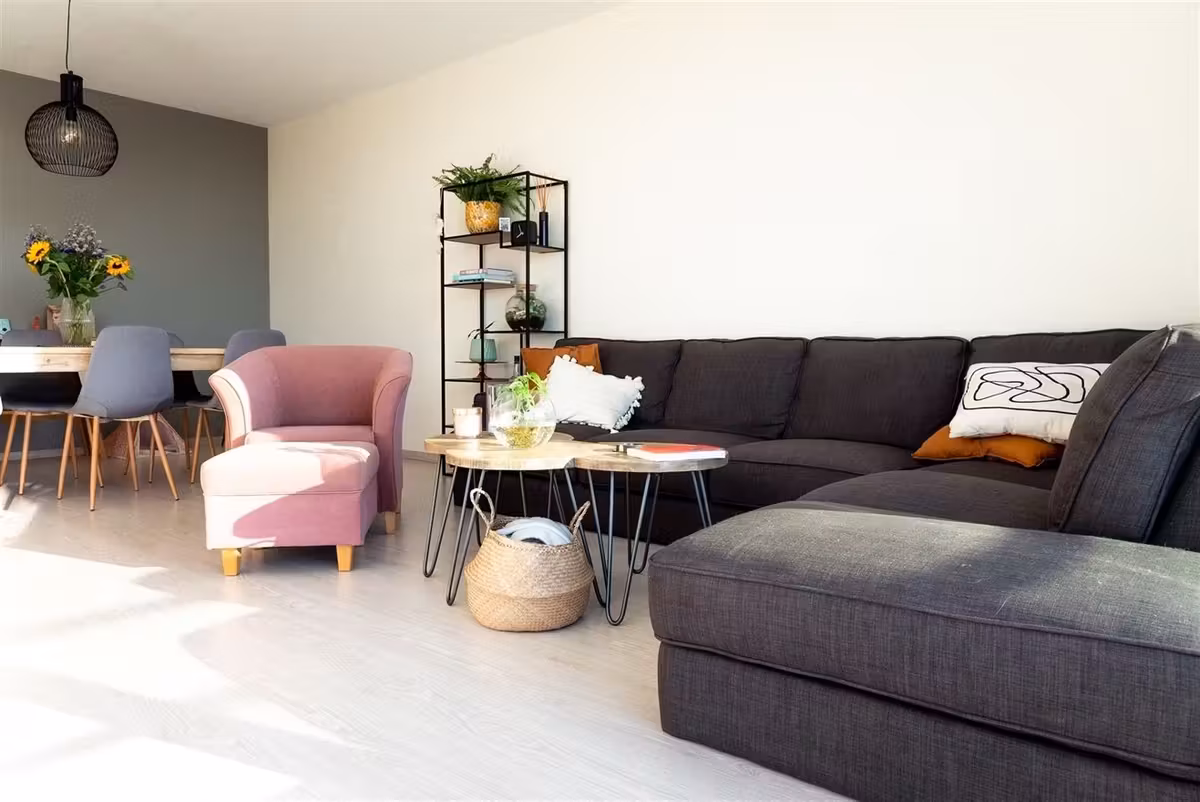 Spacious 2-bedroom apartment with terrace - 10