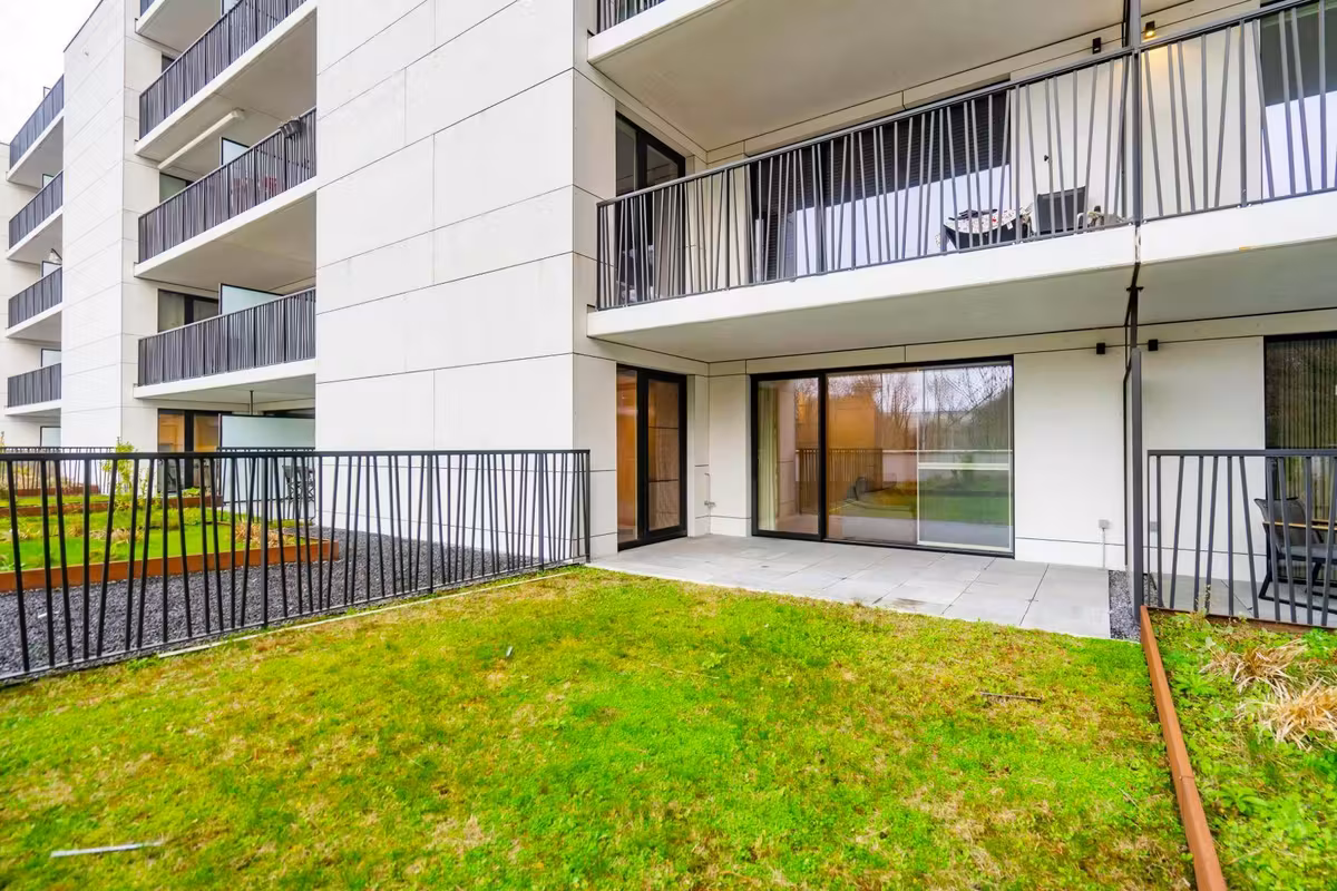 One-bedroom apartment in Schaerbeek - 2