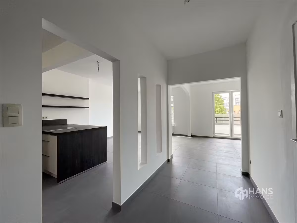 Renovated two-bedroom apartment with terraces - 14