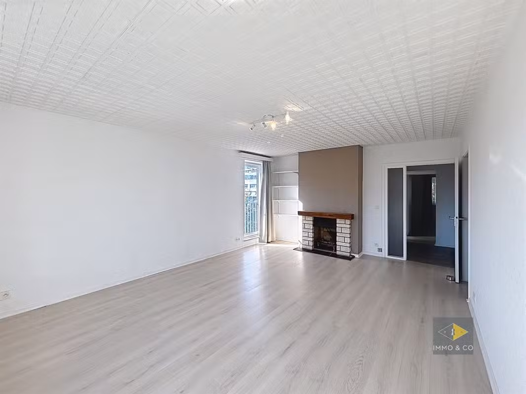 Twee-slaapkamerappartement met balkon in Evere - 7