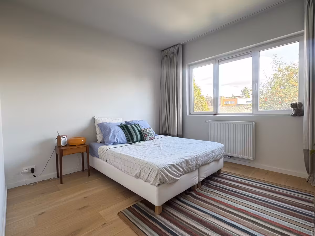 Renovated 2-bedroom apartment with terrace - 4