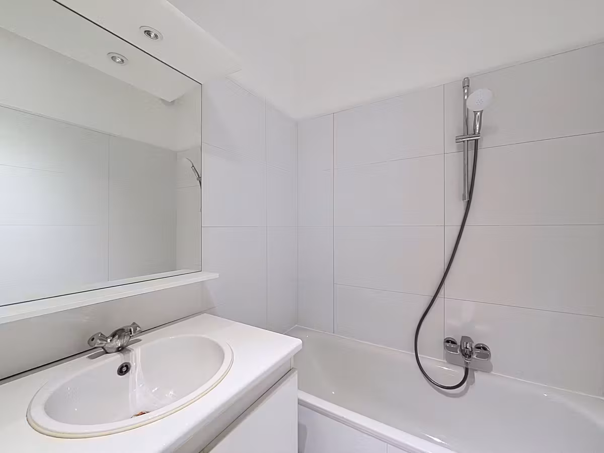 Schaerbeek: Apartment with 2 bedrooms 100m² + balconies - 16