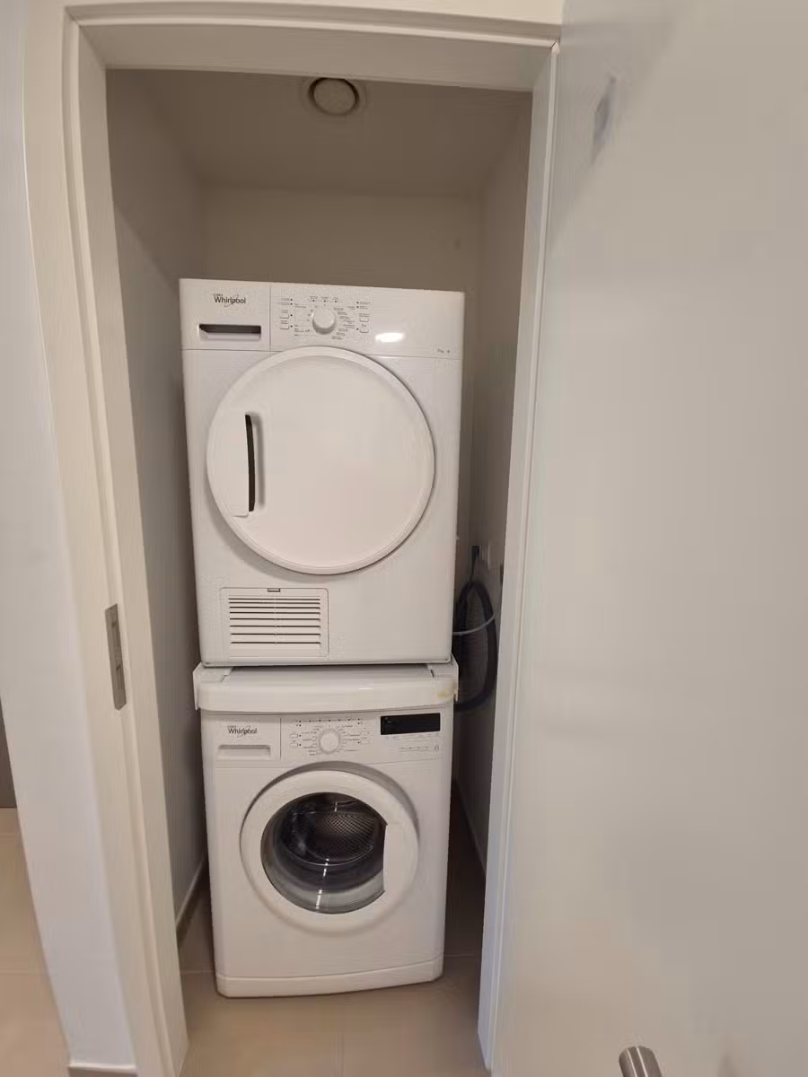 Twee-slaapkamerappartement met twee badkamers in Etterbeek - 8