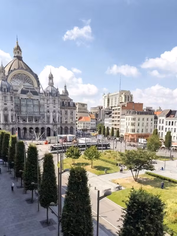 Move-in ready 1-bedroom apartment near Antwerp-Central - 6