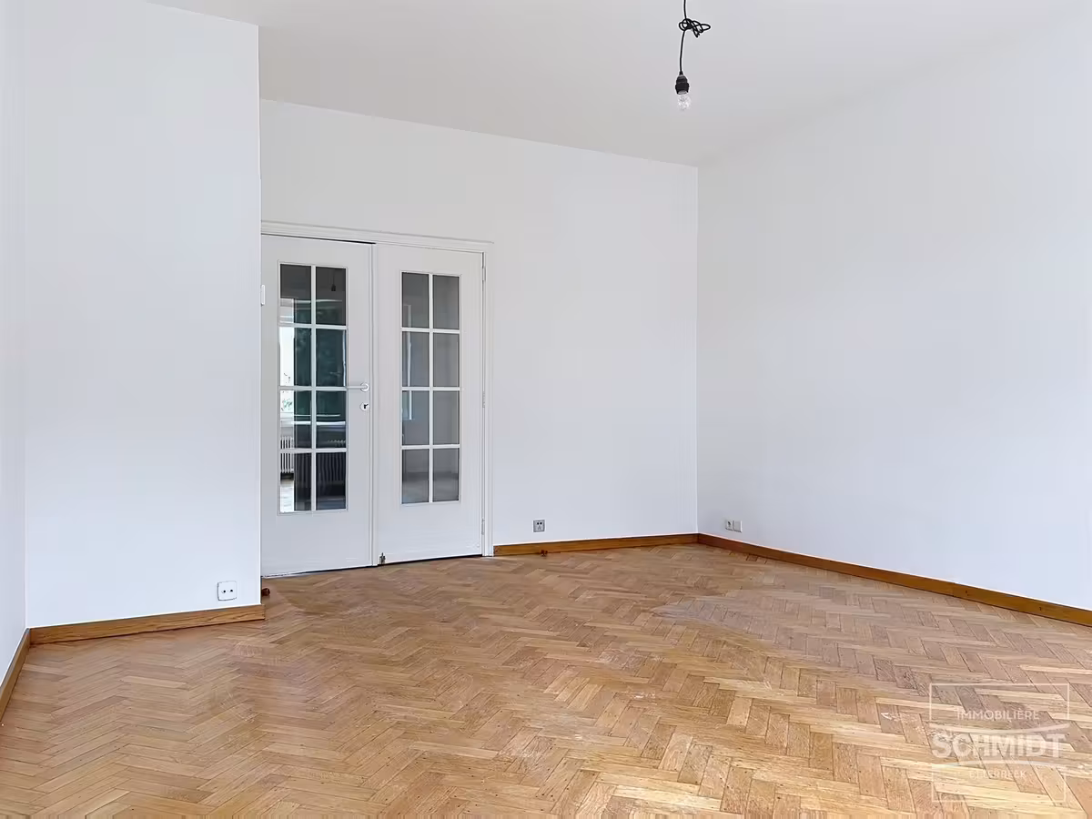 Renovated 2-bedroom apartment with garage - 10