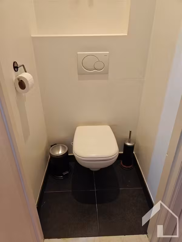 Spacious apartment with 2/3 bedrooms - 15