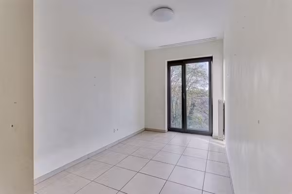 Appartement met 2 slaapkamers, balkon + parking - 11