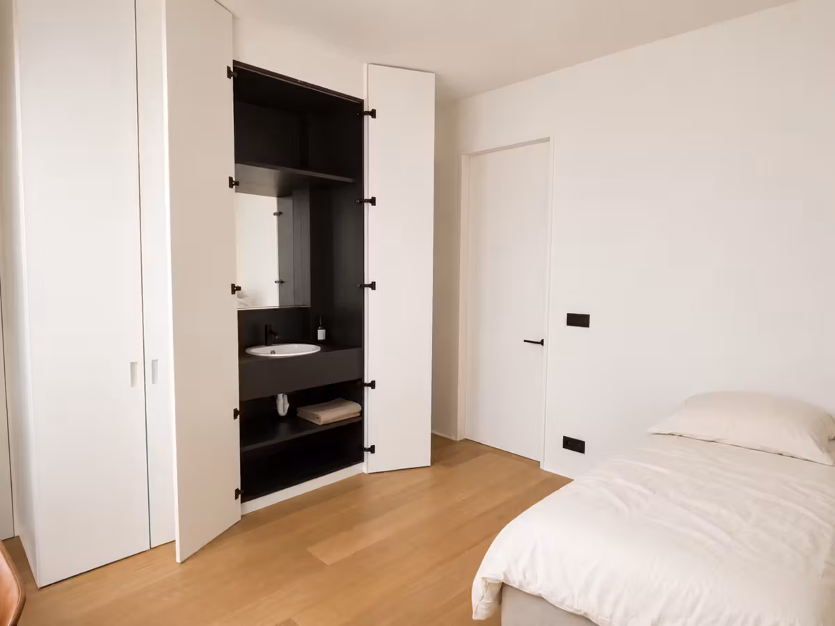 Gemeubeld appartement met 2 slaapkamers aan de Melkmarkt - 11