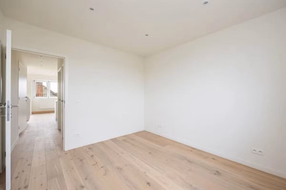 Appartement lumineux avec une chambre à coucher et terrasse - 8