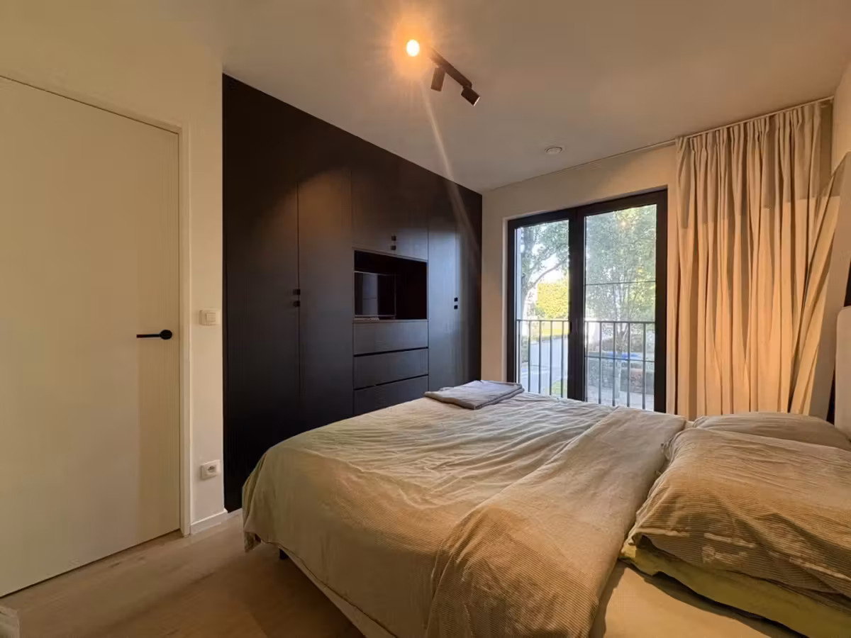 Appartement moderne à 2 chambres avec terrasse et parking - 4