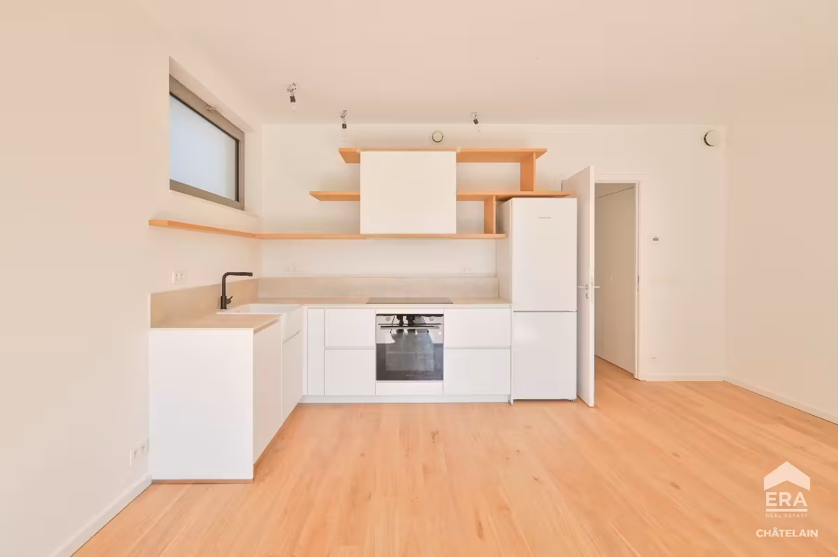 Gloednieuw appartement met tuin in Ukkel - 3
