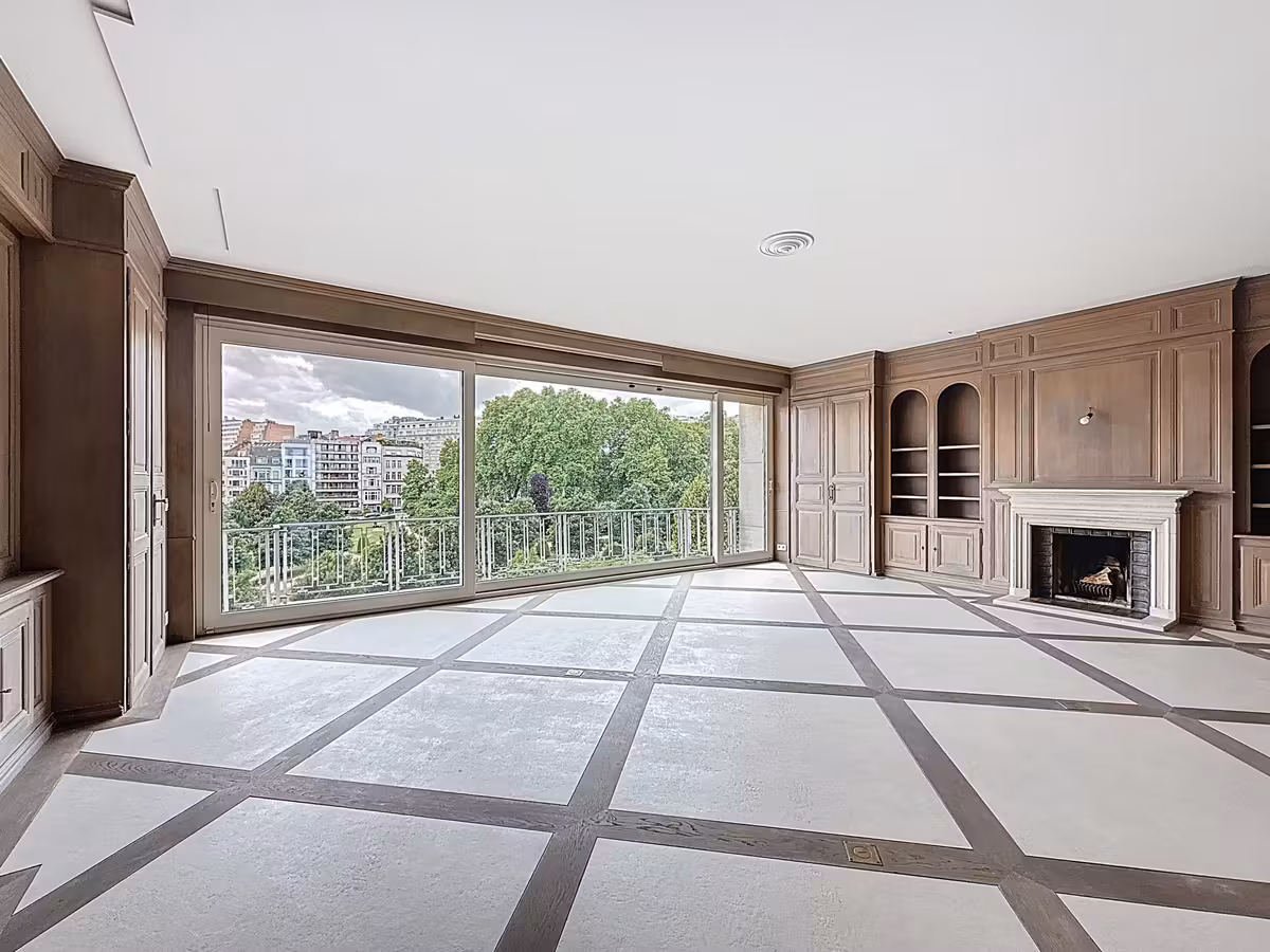 Penthouse duplex met panoramisch uitzicht in Elsene