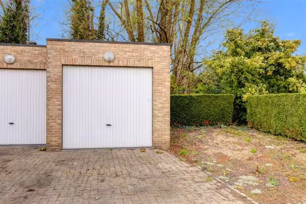 Instapklaar appartement met zonnig terras op toplocatie in Wilrijk - 10