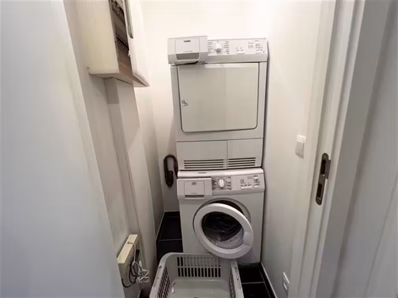 Flower District! Superb Furnished 2 Bedroom Apartment with Terrace - 12