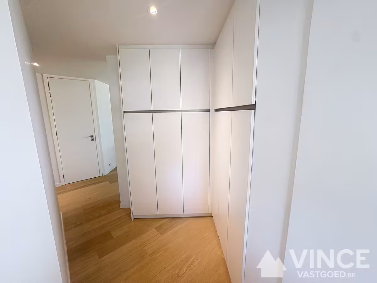 Beautiful ready-to-move-in apartment with 2 large bedrooms - 11