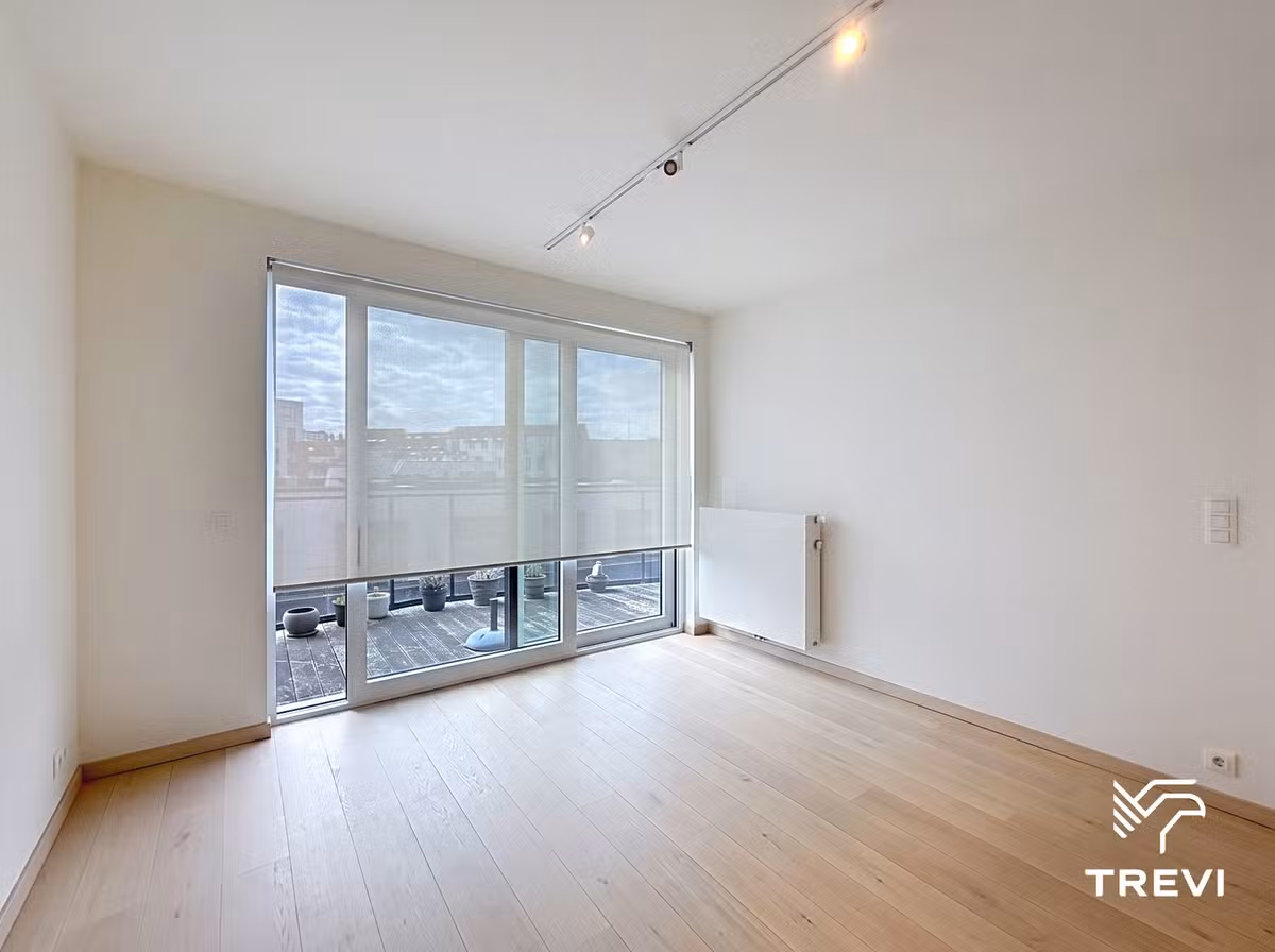 One-bedroom apartment with terrace and included parking - 7