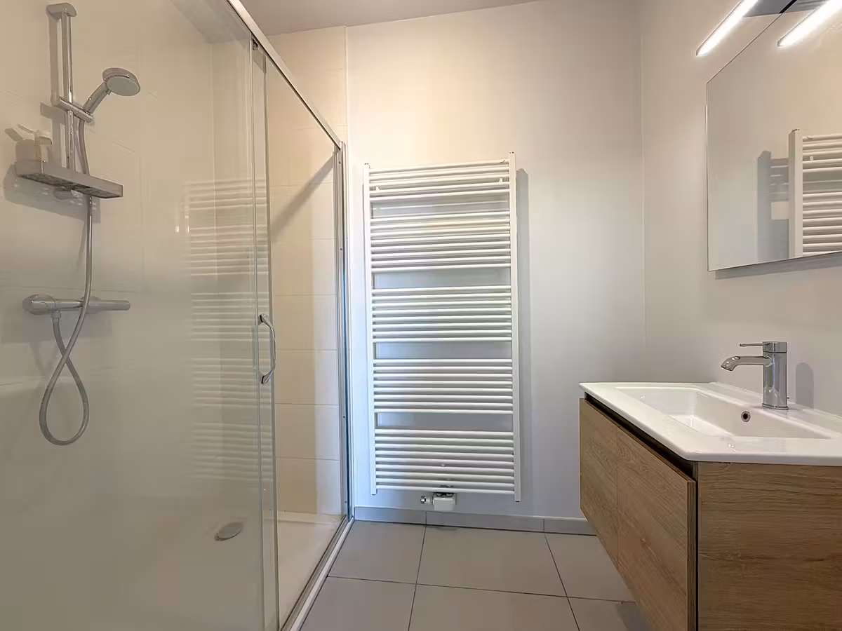 Ruim appartement van 110 m² met terras in Brussel - 8