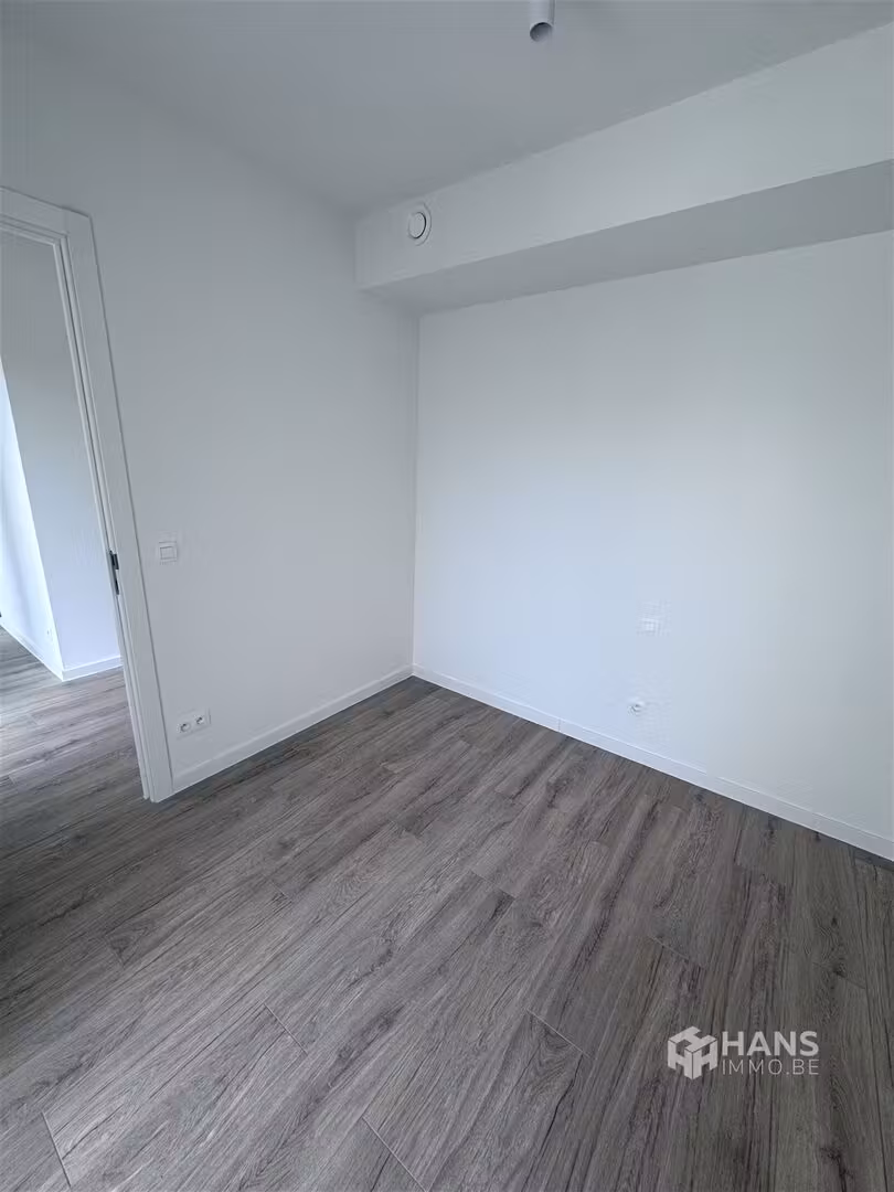 NIEUWBOUWAPPARTEMENT MET 2 SLAAPKAMERS EN TERRAS TE ANTWERPEN - 14