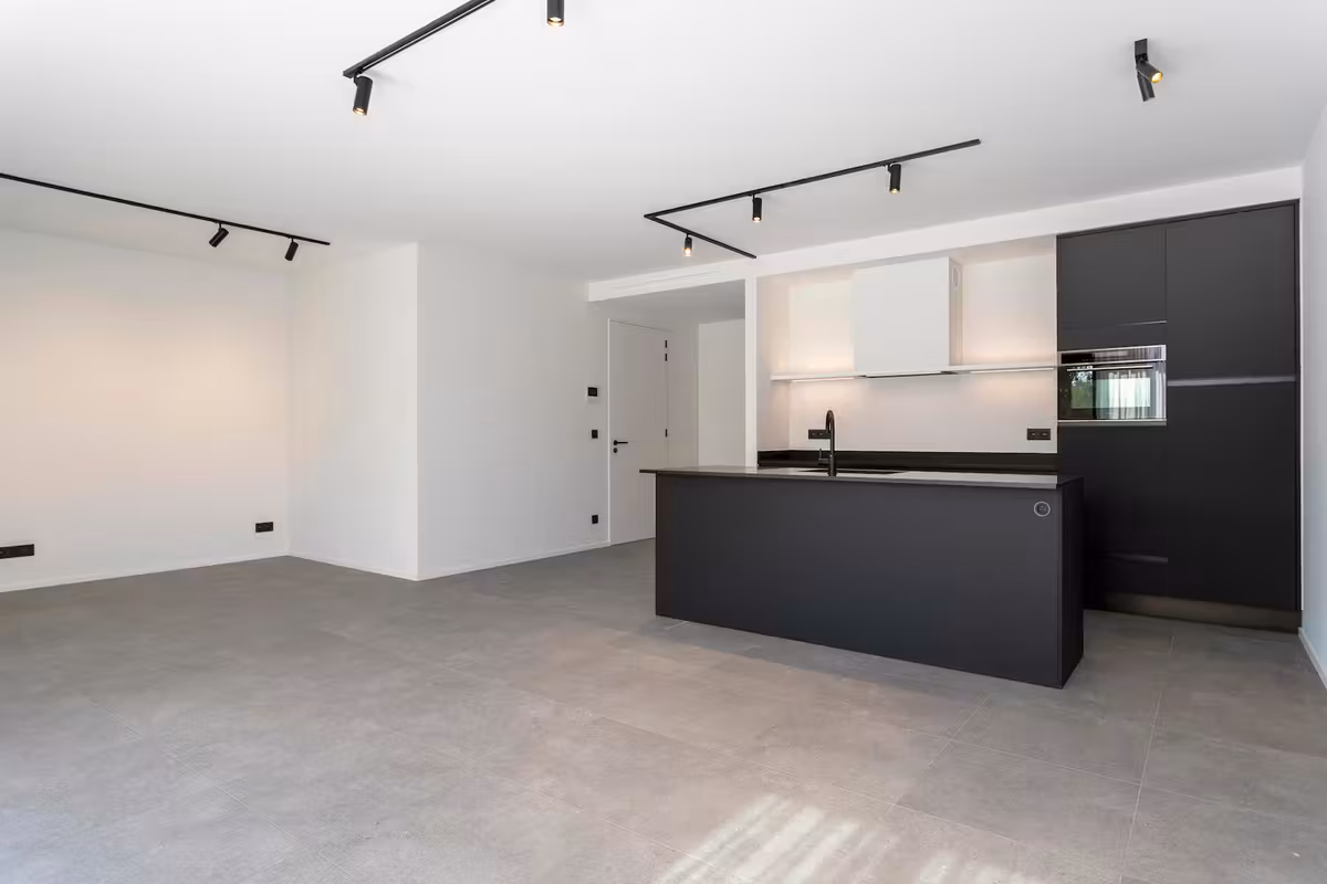 Top afgewerkt en ruim appartement in Antwerpen - 3