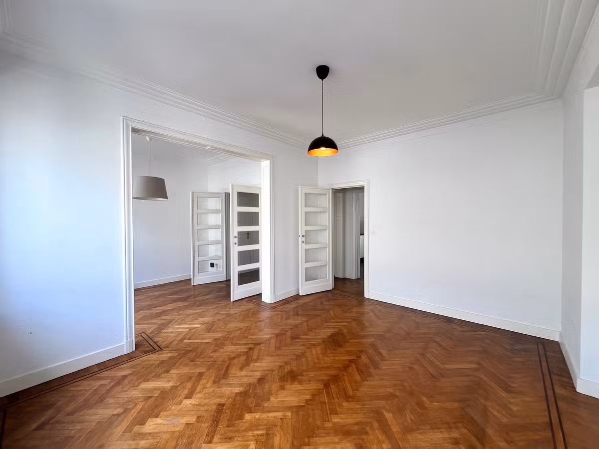 Lichtrijk appartement met twee slaapkamers in Sint-Gillis - 8