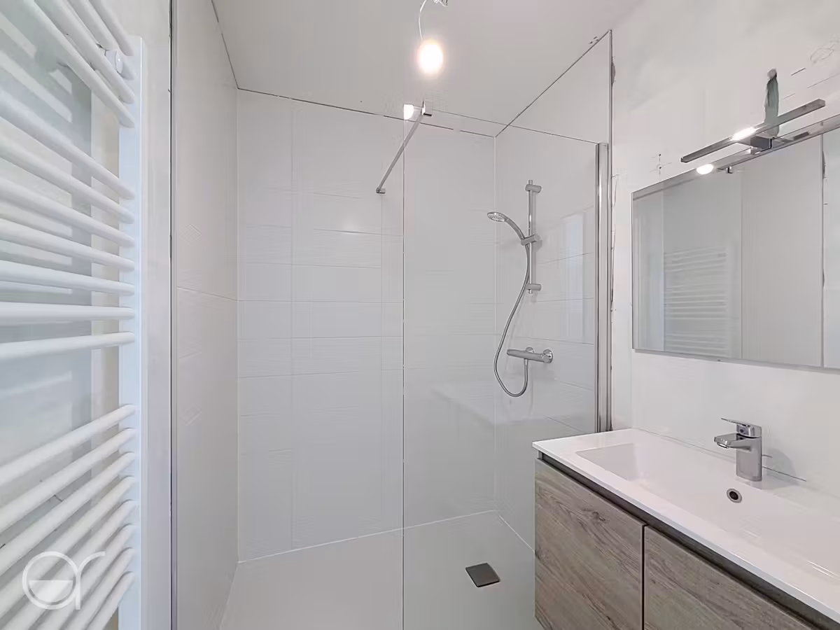 Appartement neuf lumineux avec 2 chambres et terrasse - 5
