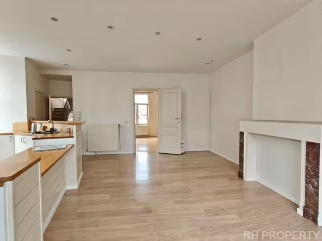 One-bedroom apartment in Ixelles - 8