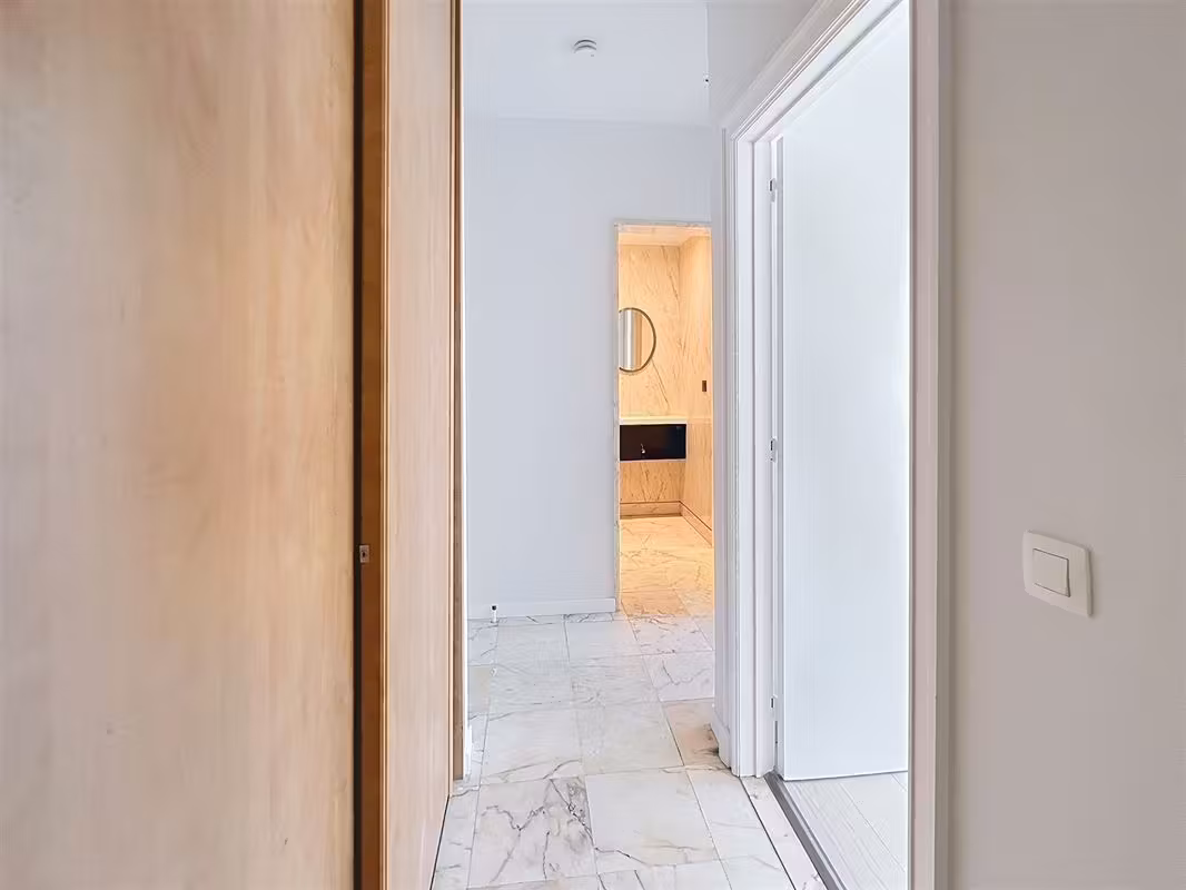 Prestigious 4-bedroom apartment in Fort Jaco - 10