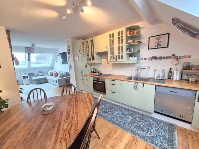 Charming duplex penthouse with terrace - 11