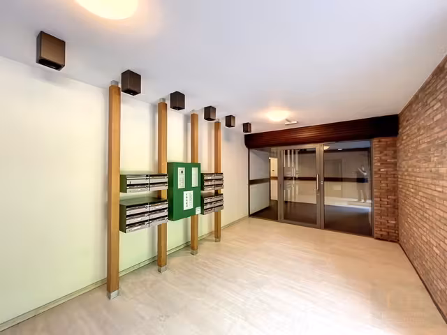 Apartment with terrace in Woluwe-Saint-Lambert - 4